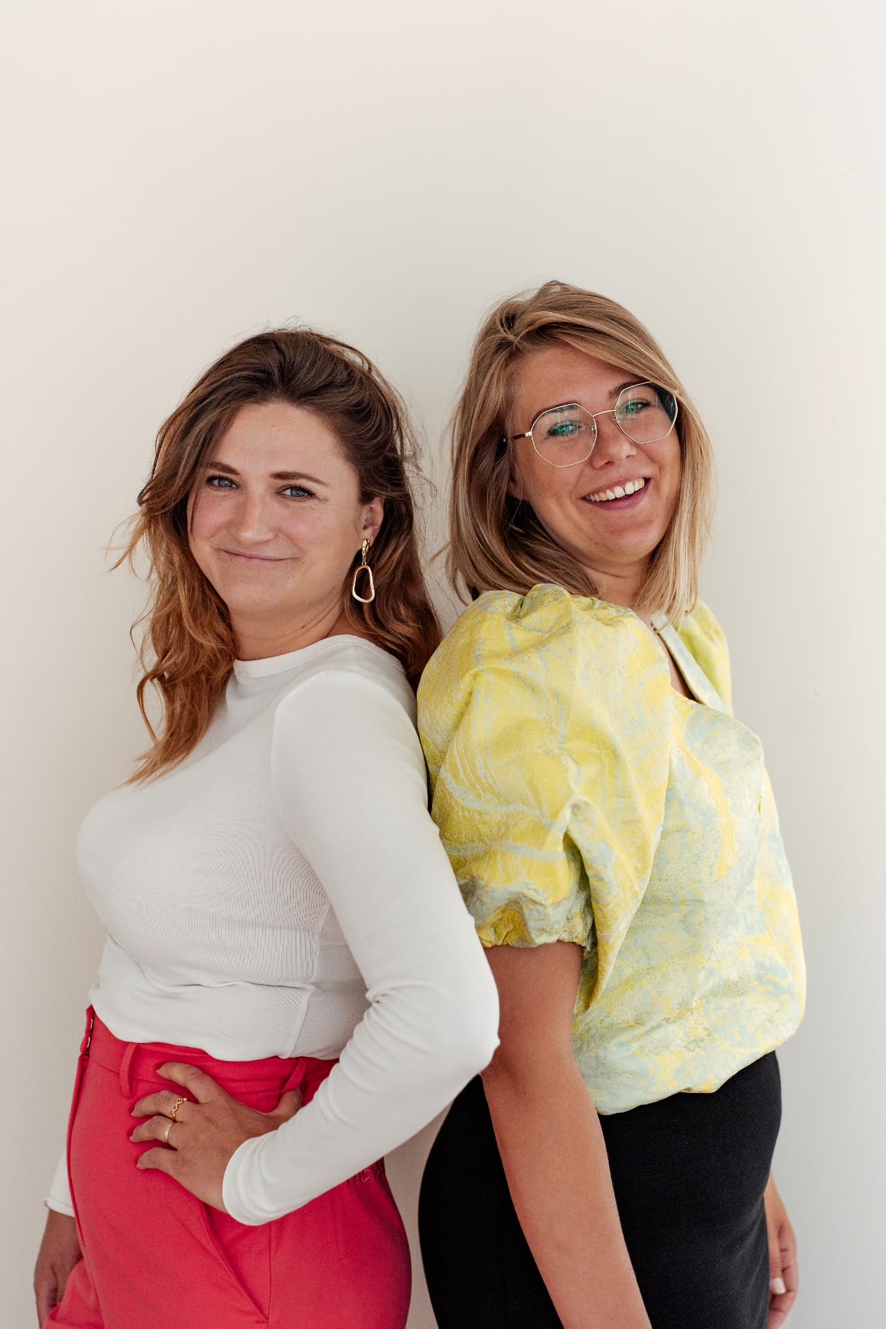 Sharah en Lisa van Veel en Ver